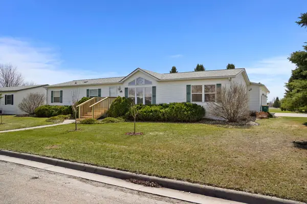 4 4th Avenue Se, Gwinner, ND 58040
