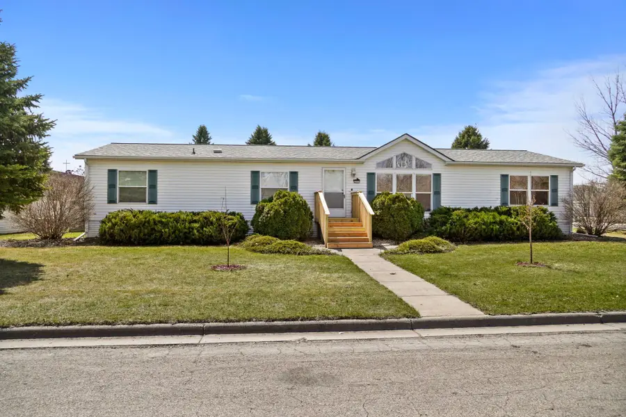 4 4th Avenue Se, Gwinner, ND 58040 - #2