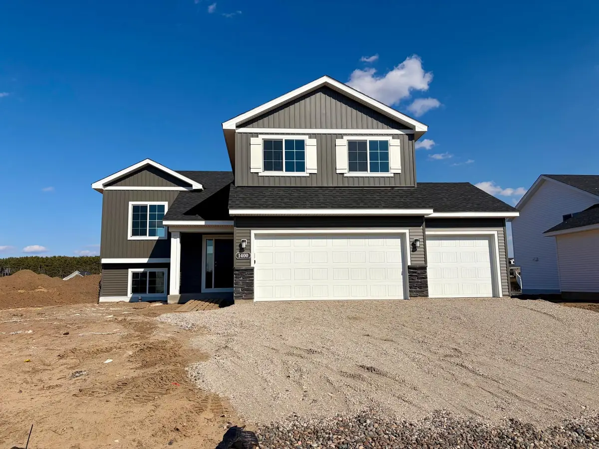 1400 Woods Road Ne, Isanti, MN 55040 - #1