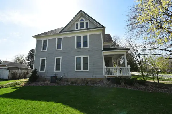 721 W 3rd Street, Zumbrota, MN 55992