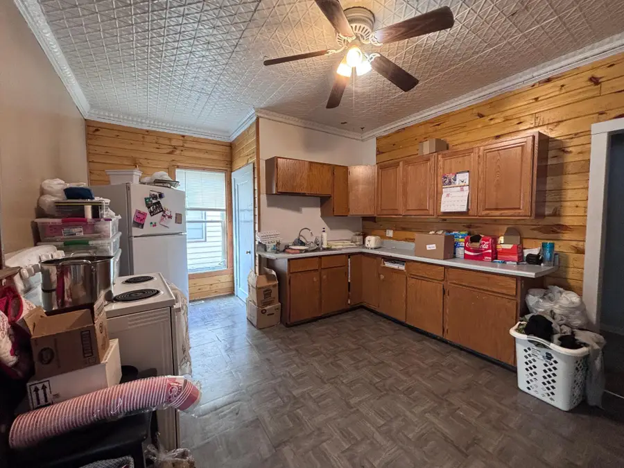 322 5th Avenue E, Alexandria, MN 56308 - #3