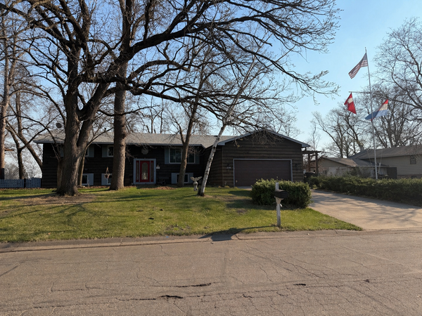 216 Lowell Road, Champlin, MN 55316