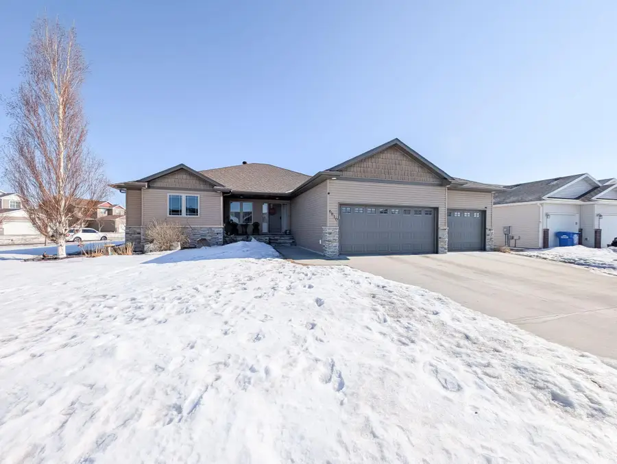 6810 24 Street S, Fargo, ND 58104 - #3