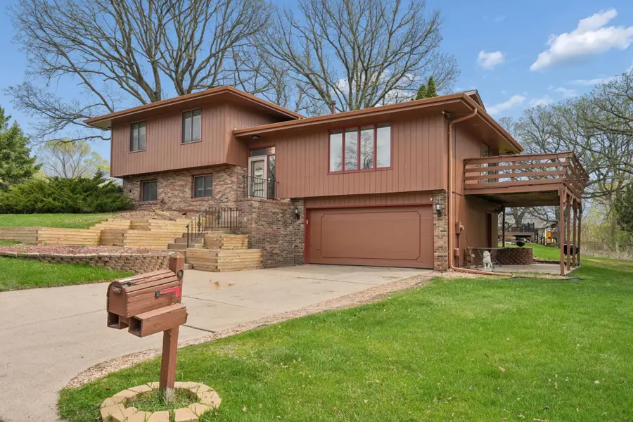 944 Pine View Court, Saint Paul, MN 55119 - #3