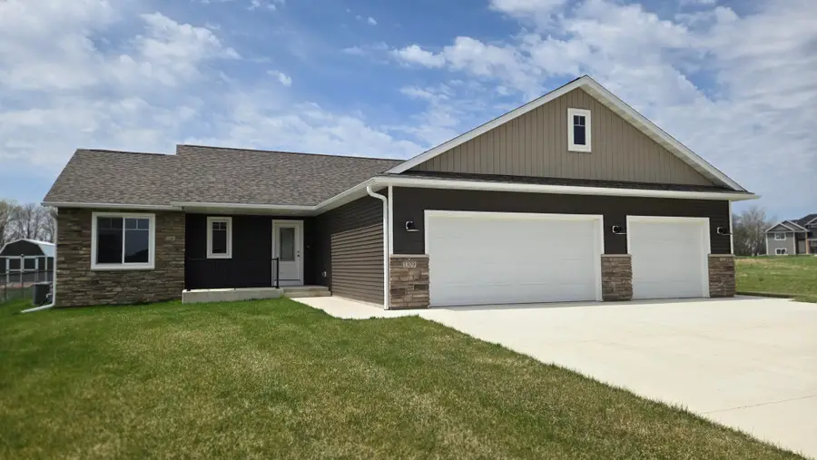 1309 18th Street Ne, Austin, MN 55912 - #2