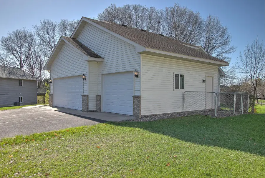 1490 33rd Court Sw, Cambridge, MN 55008 - #2