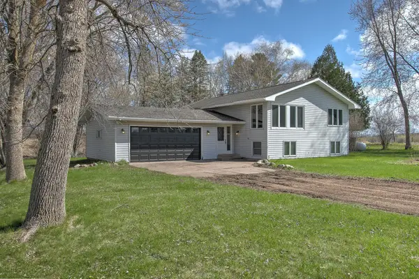 785 401st Avenue Nw, Stanchfield, MN 55080