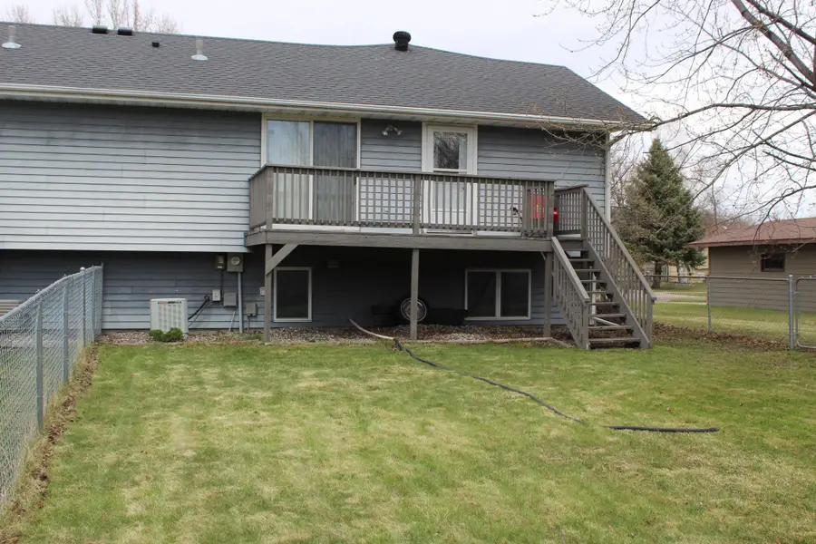 2108 28th Avenue S, Fargo, ND 58103 - #2