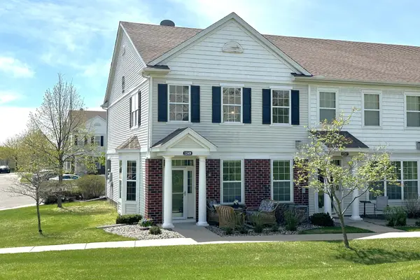 1249 Chateau Avenue #405, Maplewood, MN 55109