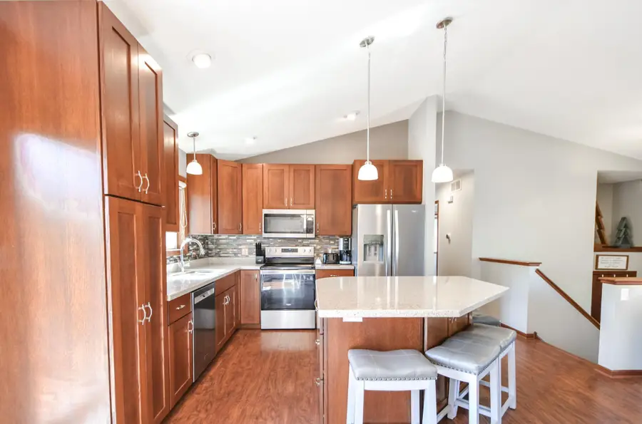 790 Dubuque Boulevard, Zumbrota, MN 55992 - #3