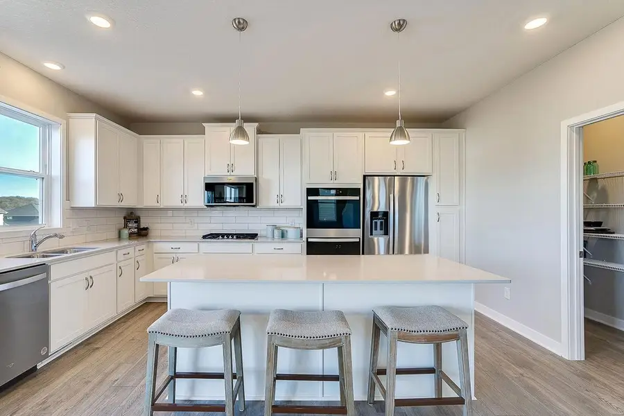 1643 Zumbro Avenue, Shakopee, MN 55379 - #2