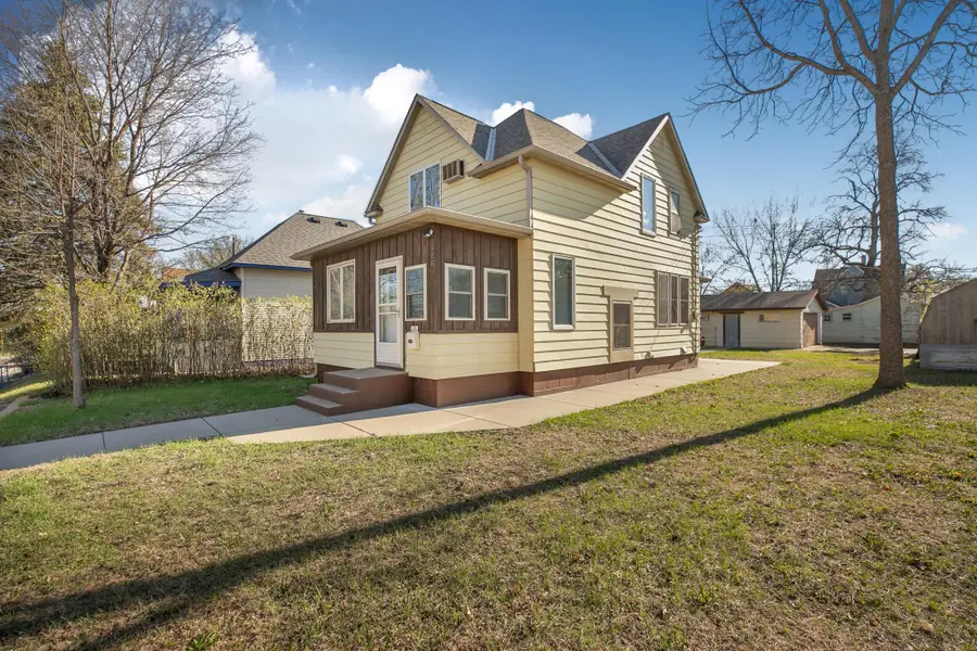 426 20th Avenue N, Saint Cloud, MN 56303 - #2