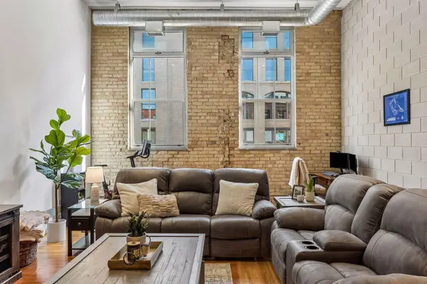 801 Washington Avenue N #220, Minneapolis, MN 55401