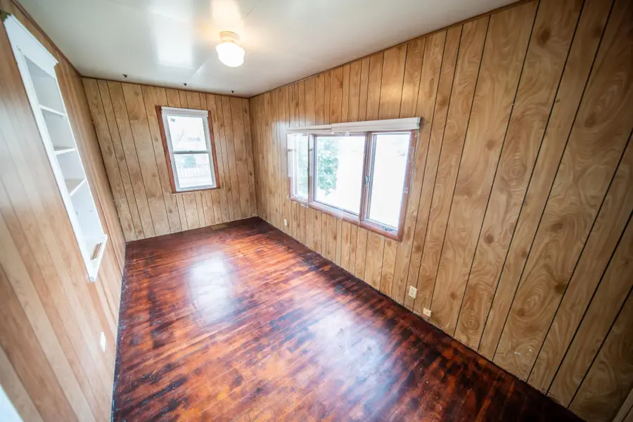 213 7th Street Nw, Faribault, MN 55021 - #3