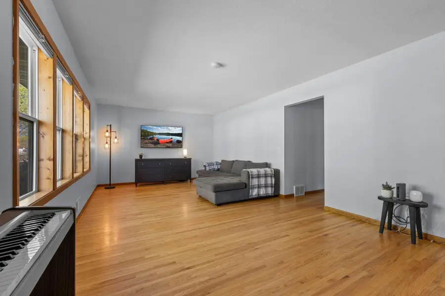 5116 Vincent Avenue N, Minneapolis, MN 55430 - #3