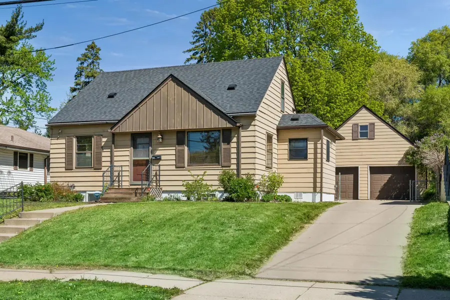 1041 36th Avenue Ne, Minneapolis, MN 55418 - #2