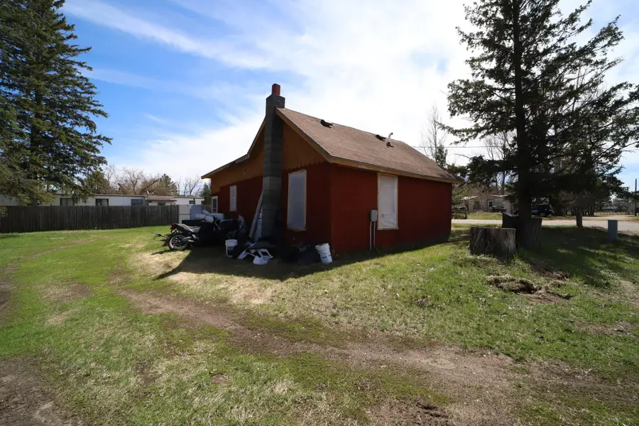 65 Eldredge Street E, Motley, MN 56466 - #3