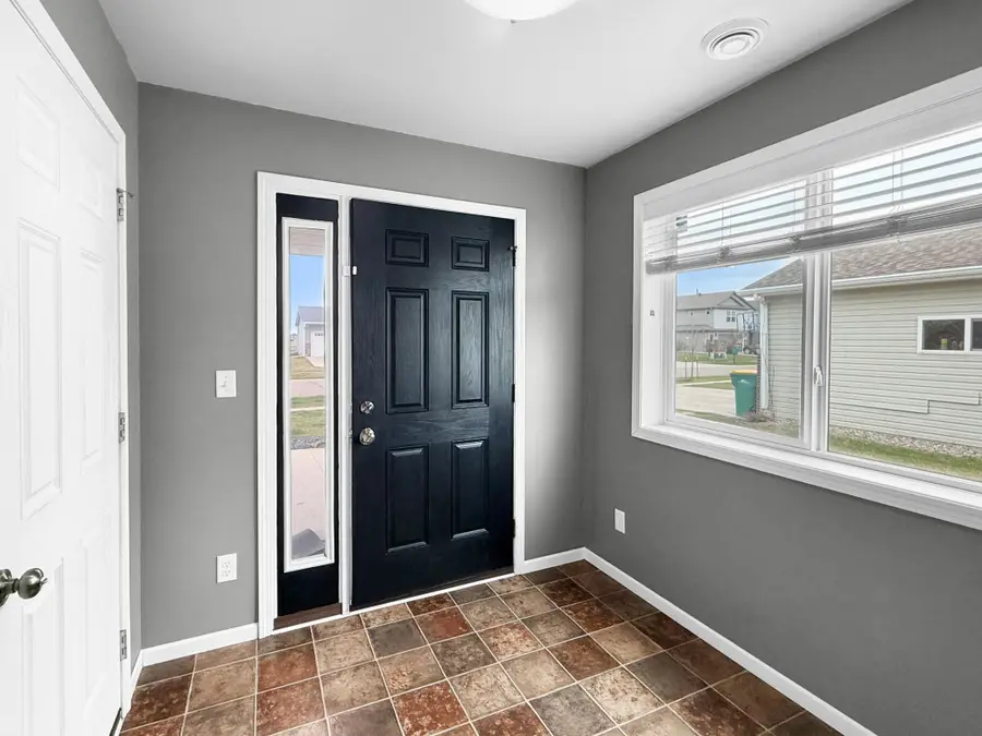 1116 31st Avenue W, West Fargo, ND 58078 - #3