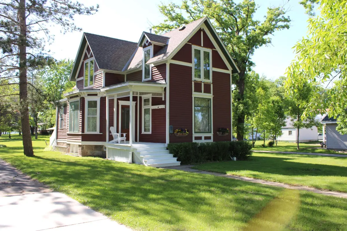 221 Main Street N, Sauk Centre, MN 56378 - #1