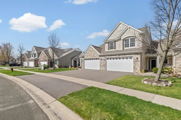 9741 Alvarado Lane N #3802, Maple Grove, MN 55311