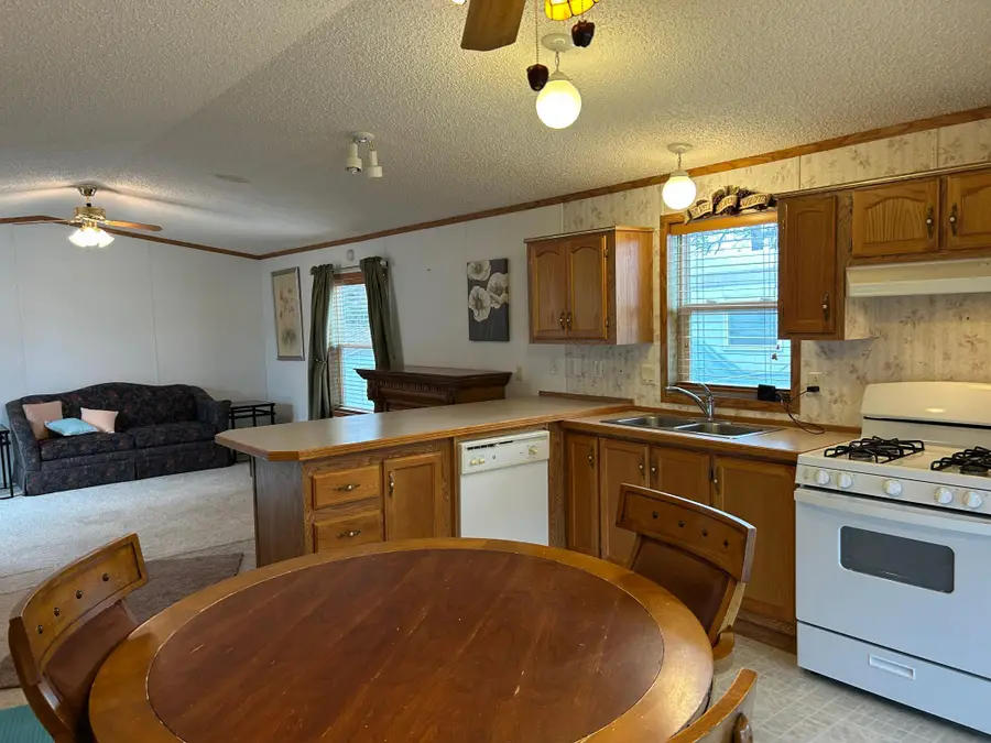 2067 Cornell Drive, Mounds View, MN 55112 - #3