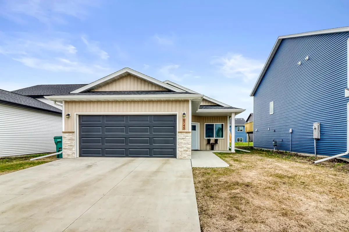 6745 67th Avenue S, Horace, ND 58047 - #1