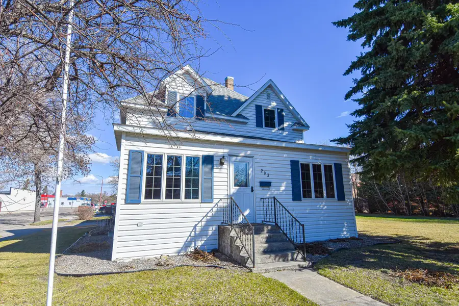 203 E Fletcher Avenue, Warren, MN 56762 - #3