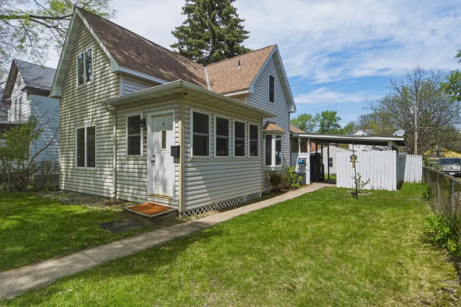 751 Minnehaha Avenue W, Saint Paul, MN 55104 - #2