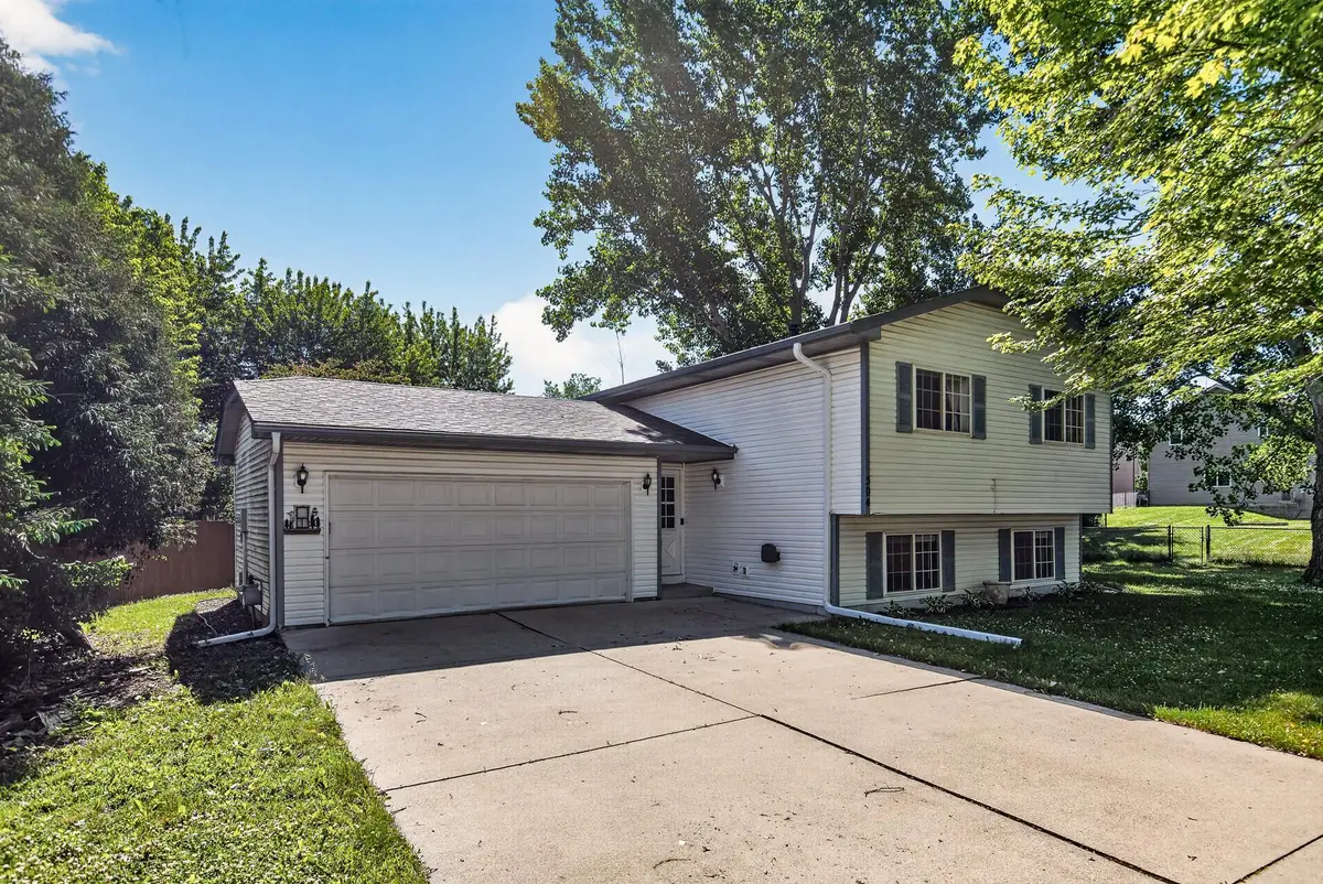 504 8th Avenue S, Buffalo, MN 55313 - #1