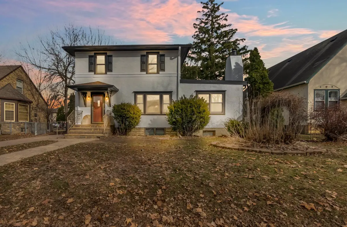 4354 Upton Avenue N, Minneapolis, MN 55412 - #1