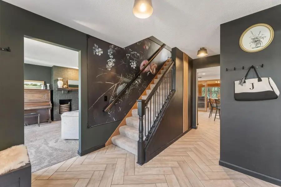 60 Deer Hills Court, North Oaks, MN 55127 - #2