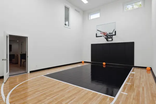 5830 Freeland Bay N, Hugo, MN 55038