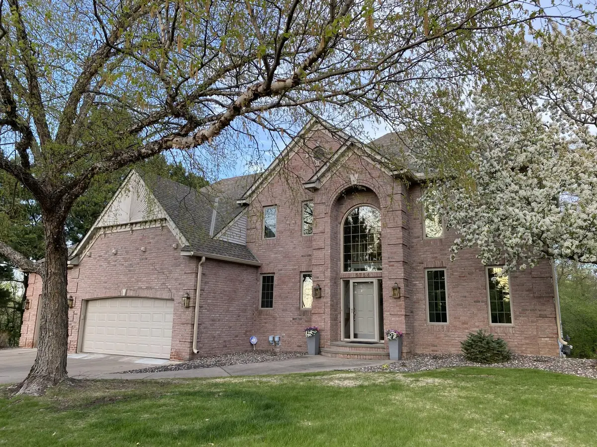 5754 Pond Drive, Shoreview, MN 55126 - #1
