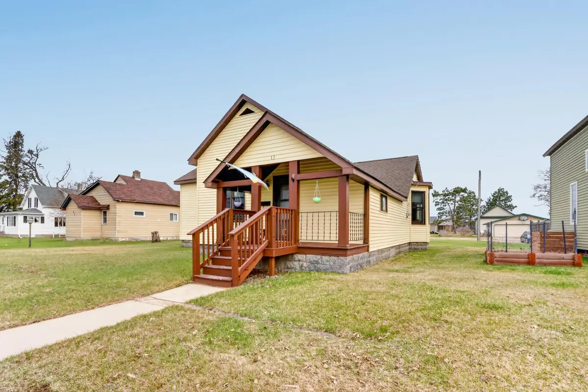 13 2nd Avenue Ne, Deer River, MN 56636 - #1