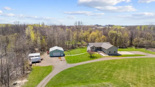 9304 373rd Avenue Nw, Princeton, MN 55371