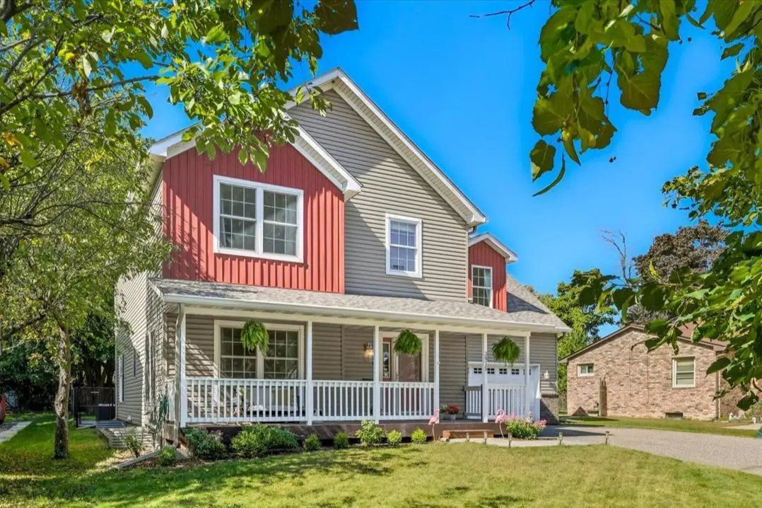 3915 Zane Avenue N, Robbinsdale, MN 55422 - #1