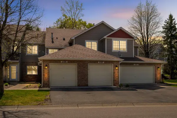 11707 Langford Circle, Burnsville, MN 55337