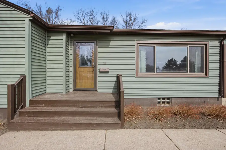 218 10th Avenue, Enderlin, ND 58027 - #3