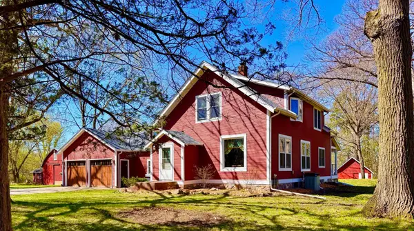 28080 Morgan Avenue, Lindstrom, MN 55045