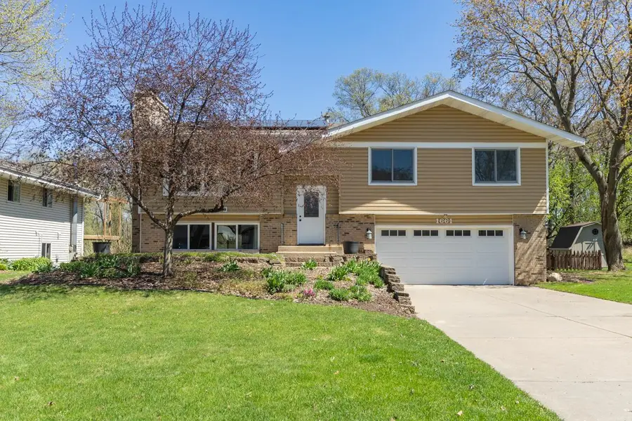 1661 Hilo Avenue N, Oakdale, MN 55128 - #2