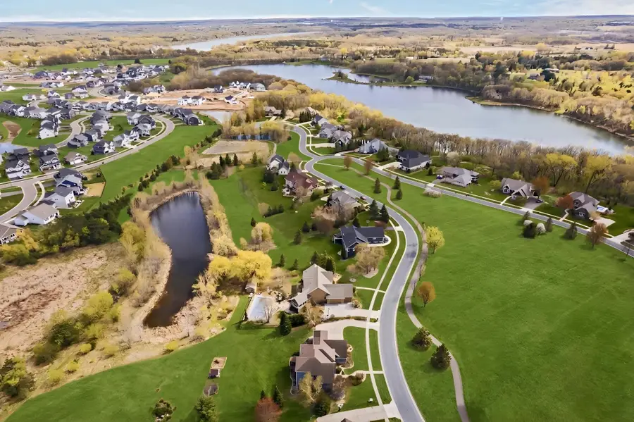 4009 Kindred Way, Lake Elmo, MN 55042 - #2