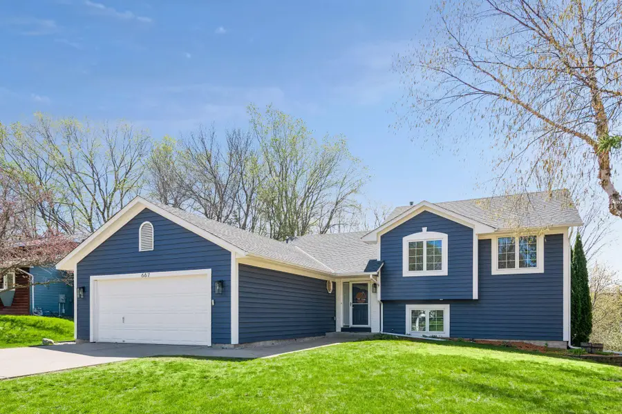 667 Liberty Heights Drive, Chaska, MN 55318 - #2