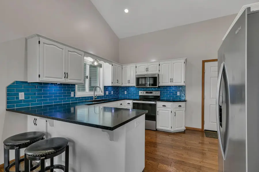 325 8th Avenue S, Sartell, MN 56377 - #2