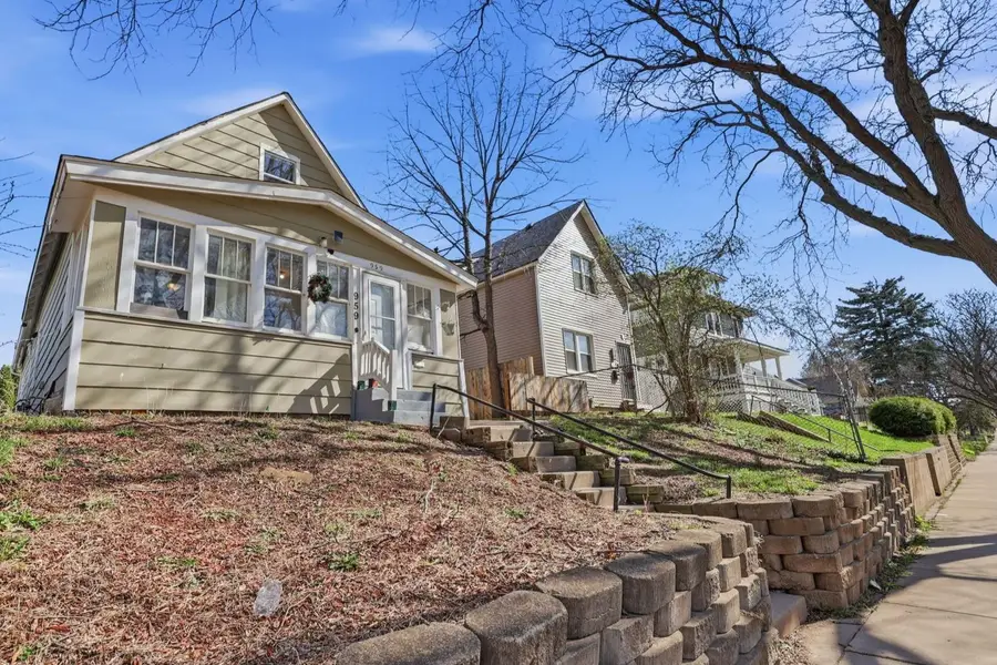 959 Jenks Avenue, Saint Paul, MN 55106 - #3