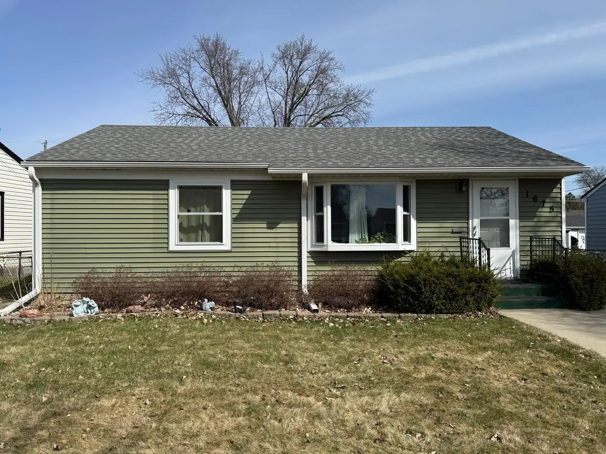 1675 Iowa Avenue E, Saint Paul, MN 55106 - #1