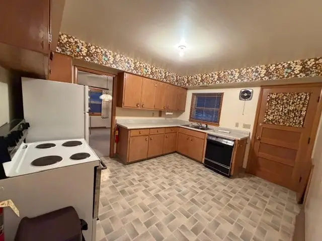 17 Ash Boulevard, Babbitt, MN 55706 - #3