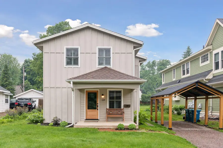 129 Chicago Avenue N, Wayzata, MN 55391 - #3