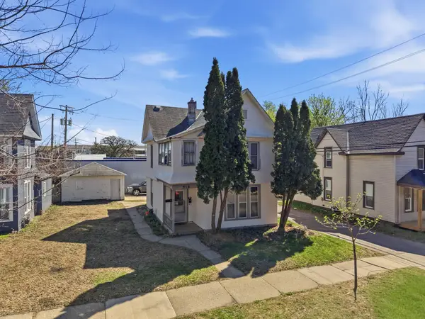 918 18 1/2 Avenue Ne, Minneapolis, MN 55418