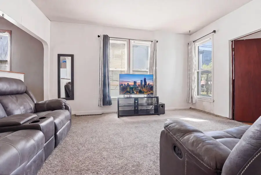 918 18 1/2 Avenue Ne, Minneapolis, MN 55418 - #3