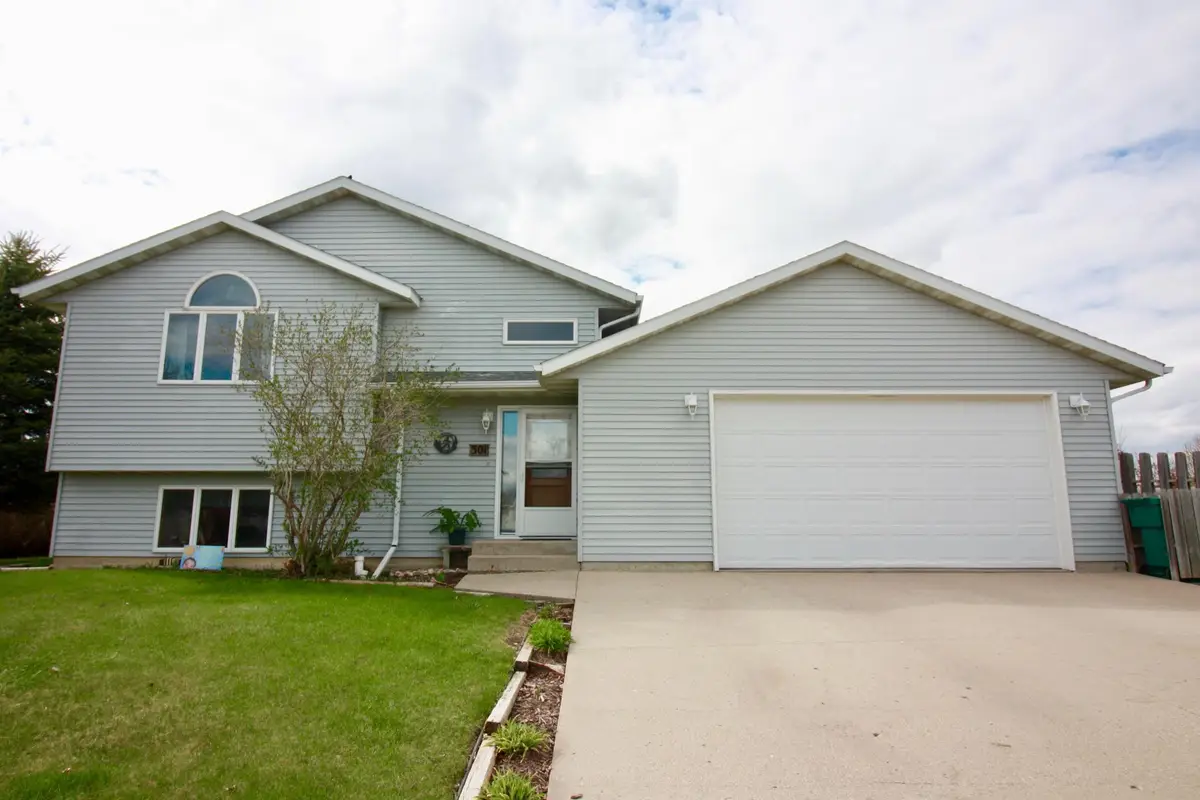 301 15th Street N, Breckenridge, MN 56520 - #1